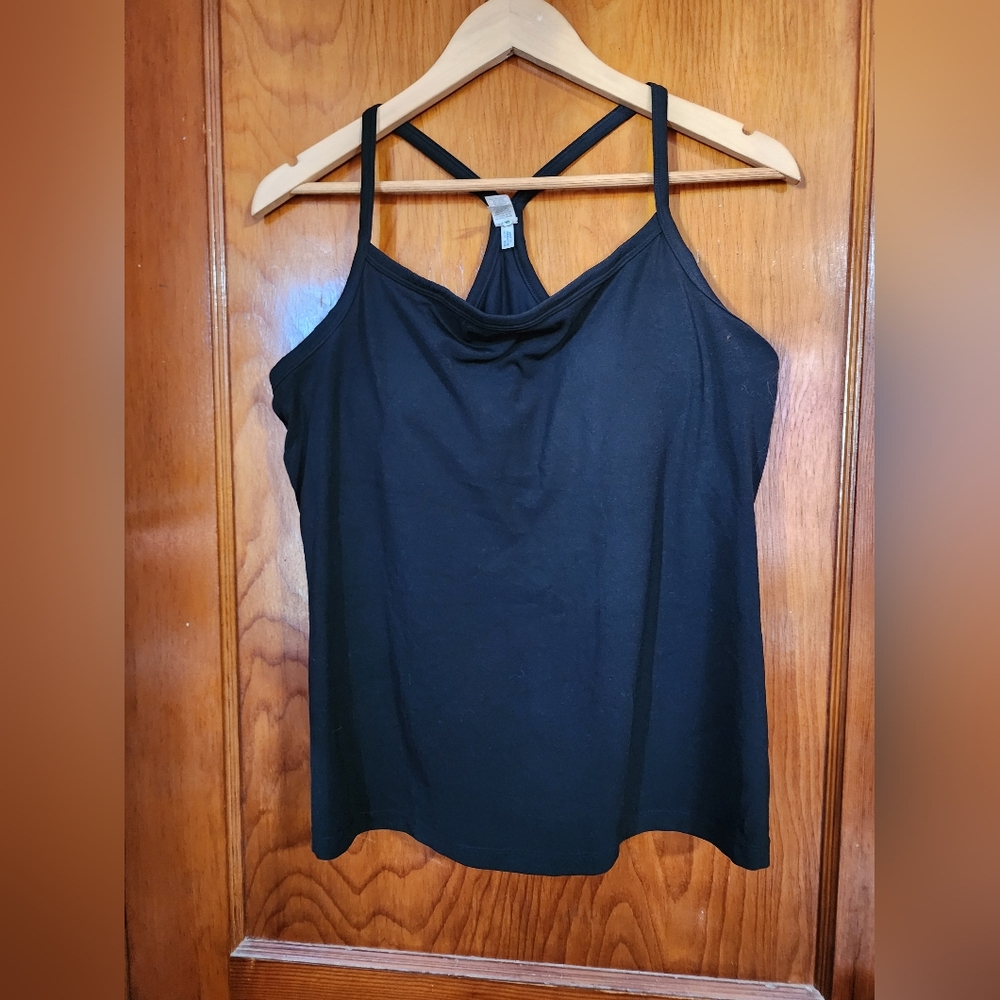 AE Tank with built in bra